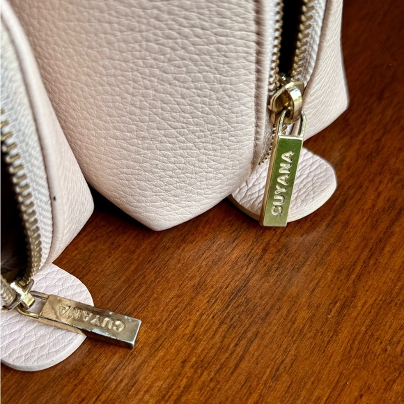 Cuyana Leather Bathroom and Makeup Bags - Picture 5 of 7